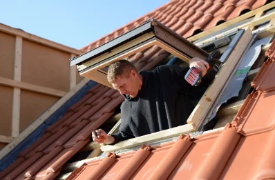 Pose de fenêtres de toit Velux à Montvicq